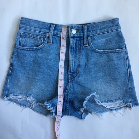 Madewell The Perfect Blue Denim Jean Short Distressed Raw Hem Size 25 - Picture 11 of 14